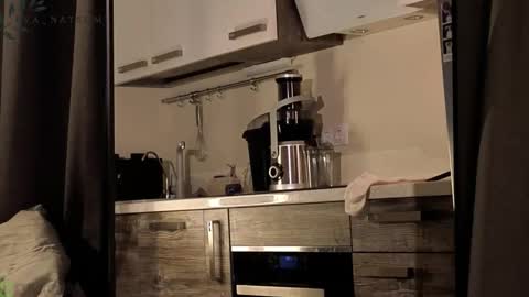 Eva online show from September 22, 4:42 pm