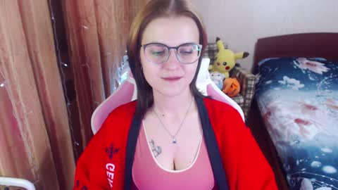 Snapshot of eva_orchid chatting on December 19, 7:07 pm Eva online show from December 19, 7:07 pm