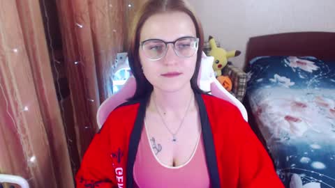 Snapshot of eva_orchid chatting on December 19, 10:21 pm Eva online show from December 19, 10:21 pm