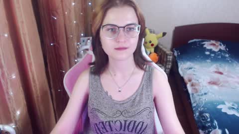 Snapshot of eva_orchid chatting on December 28, 2:01 am Eva online show from December 28, 2:01 am