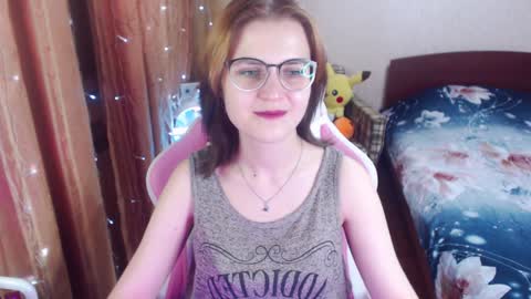 Snapshot of eva_orchid chatting on December 28, 7:01 pm Eva online show from December 28, 7:01 pm