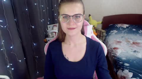 Snapshot of eva_orchid chatting on January 10, 12:47 pm Eva online show from January 10, 12:47 pm