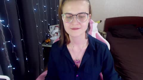 Snapshot of eva_orchid chatting on January 16, 3:56 pm Eva online show from January 16, 3:56 pm