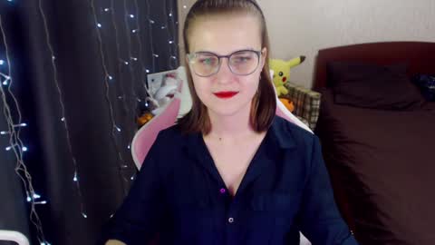 Snapshot of eva_orchid chatting on January 19, 10:17 am Eva online show from January 19, 10:17 am