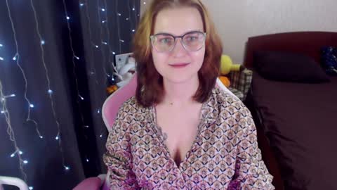Snapshot of eva_orchid chatting on January 28, 4:19 pm Eva online show from January 28, 4:19 pm
