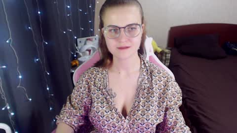 Snapshot of eva_orchid chatting on January 30, 4:02 pm Eva online show from January 30, 4:02 pm