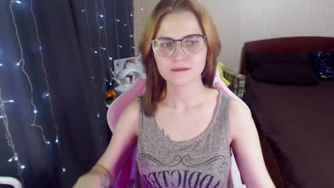 Snapshot of eva_orchid chatting on February 1, 3:50 pm Eva online show from February 1, 3:50 pm