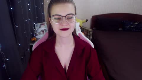 Snapshot of eva_orchid chatting on February 14, 9:56 am Eva online show from February 14, 9:56 am