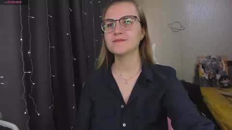 Snapshot of eva_orchid chatting on June 19, 11:58 am Eva online show from June 19, 11:58 am