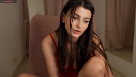 EVA  online show from January 11, 7:05 pm