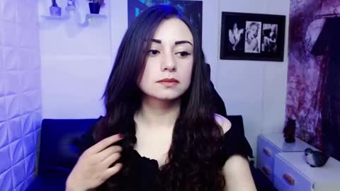 Snapshot of eva_rosell chatting on November 12, 3:01 pm Eva online show from November 12, 3:01 pm