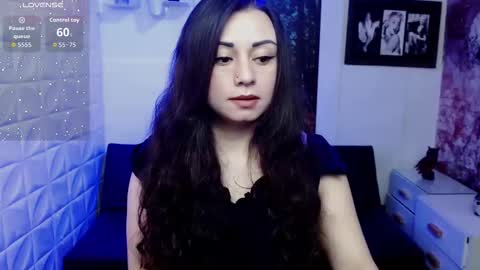 Snapshot of eva_rosell chatting on November 19, 2:39 pm Eva online show from November 19, 2:39 pm