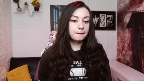 Snapshot of eva_rosell chatting on March 4, 3:18 pm Eva online show from March 4, 3:18 pm