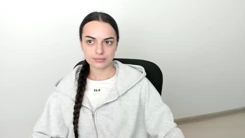 Eva online show from December 9, 5:08 pm