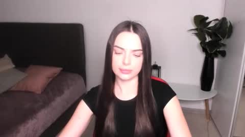 Eva online show from March 29, 4:29 pm