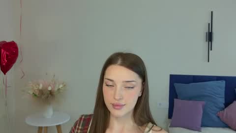 Snapshot of eva_sailor chatting on April 18, 11:14 am eva_sailor online show from April 18, 11:14 am