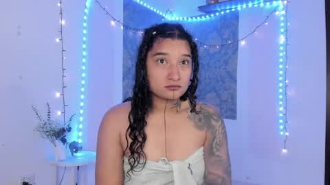 Eva  online show from May 7, 10:09 am