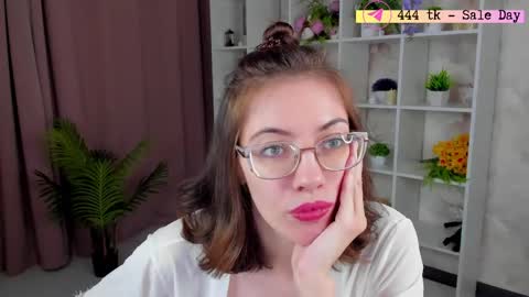 Snapshot of eva_sicret chatting on June 2, 12:40 pm eva sicret online show from June 2, 12:40 pm
