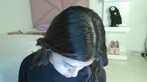 Eva Sin online show from May 18, 4:07 am