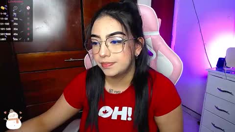 Snapshot of eva_six_ chatting on December 11, 7:57 pm Eva online show from December 11, 7:57 pm