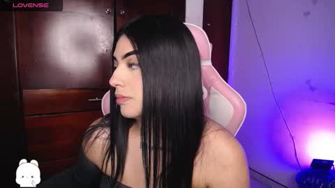 Snapshot of eva_six_ chatting on September 14, 5:23 pm Eva online show from September 14, 5:23 pm