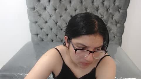 eva_smit_t online show from December 14, 2:55 pm