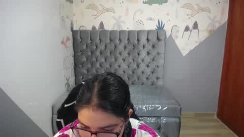 eva_smit_t online show from February 6, 2:16 am