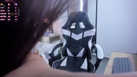 E V A  online show from February 24, 12:14 pm