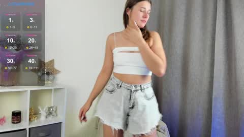 Snapshot of eva_toy chatting on December 22, 3:22 am eva_toy online show from December 22, 3:22 am