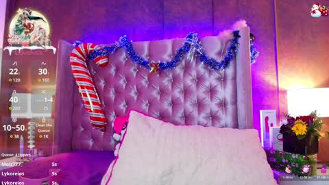 Snapshot of evaa_cloee chatting on December 29, 6:56 am EVA CLOEE online show from December 29, 6:56 am