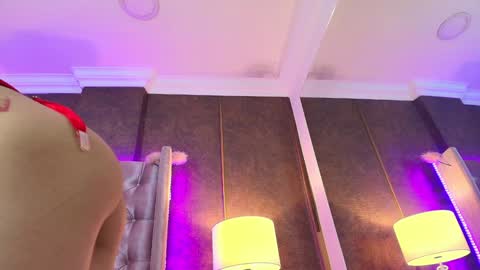 Snapshot of evaa_cloee chatting on January 14, 2:19 am EVA CLOEE online show from January 14, 2:19 am