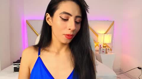 Snapshot of evaa_cloee chatting on September 16, 2:12 am EVA CLOEE online show from September 16, 2:12 am