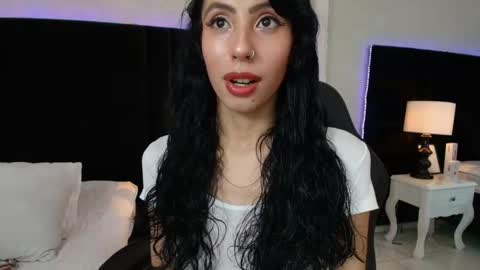 Snapshot of evaa_cloee chatting on September 30, 11:10 pm EVA CLOEE online show from September 30, 11:10 pm