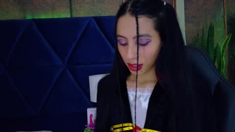 Snapshot of evaa_cloee chatting on October 31, 1:06 am EVA CLOEE online show from October 31, 1:06 am