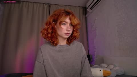 Snapshot of evaa_moonn_ chatting on October 1, 2:45 pm Eva online show from October 1, 2:45 pm