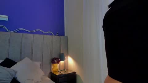 julieth online show from May 13, 8:27 pm