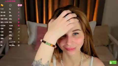 Eva. OFFICAL PAGE  MARI CLARK online show from June 18, 10:25 pm