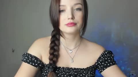 Snapshot of evaamillerr chatting on January 31, 12:40 pm Eva online show from January 31, 12:40 pm