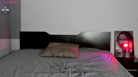 Snapshot of evablisss chatting on October 13, 12:27 pm Eva online show from October 13, 12:27 pm