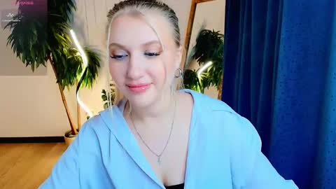 Eva  online show from March 8, 2:59 am