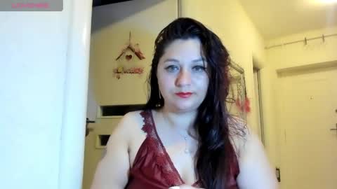 Snapshot of evadiana8484 chatting on April 21, 6:34 pm evadiana8484 online show from April 21, 6:34 pm