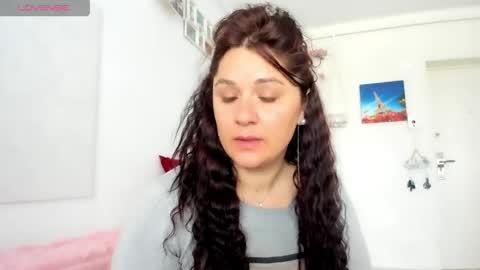 Snapshot of evadiana8484 chatting on May 18, 8:20 am evadiana8484 online show from May 18, 8:20 am
