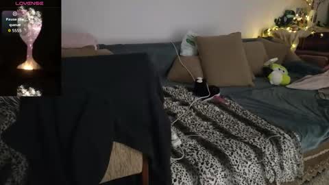 Eva online show from September 27, 6:57 pm