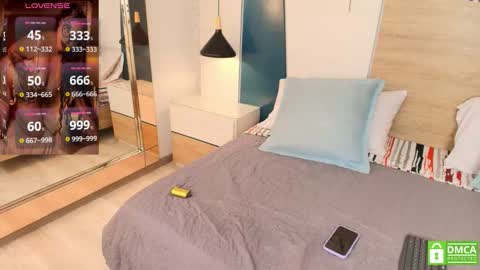 Evadne online show from October 15, 7:14 pm