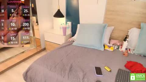 Evadne online show from October 16, 7:48 pm