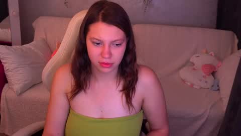 Snapshot of evafoxxxyy chatting on October 9, 7:23 pm Eva online show from October 9, 7:23 pm