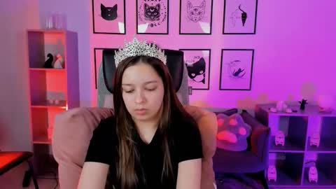 Eva online show from March 14, 5:40 pm