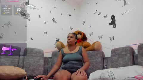 Snapshot of evahalston chatting on November 9, 11:58 pm evahalston online show from November 9, 11:58 pm