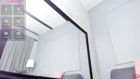 Snapshot of evahalston chatting on March 24, 7:52 pm evahalston online show from March 24, 7:52 pm