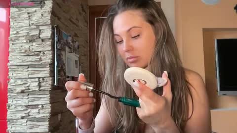 EvaHazard online show from February 7, 8:18 am